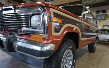 Jeep-Wagoneer-1981-Classic-Car-14