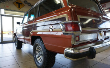 Jeep-Wagoneer-1981-Classic-Car-15