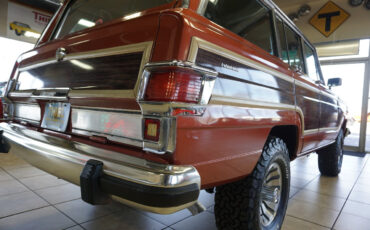Jeep-Wagoneer-1981-Classic-Car-16