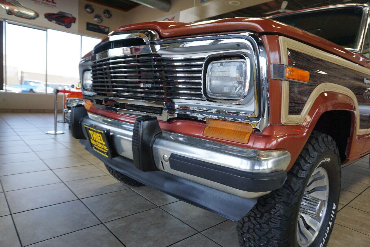 Jeep-Wagoneer-1981-Classic-Car-17