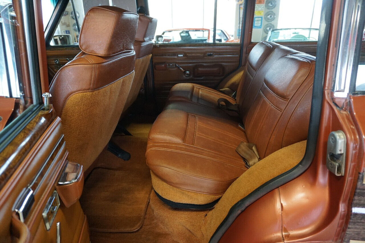 Jeep-Wagoneer-1981-Classic-Car-21