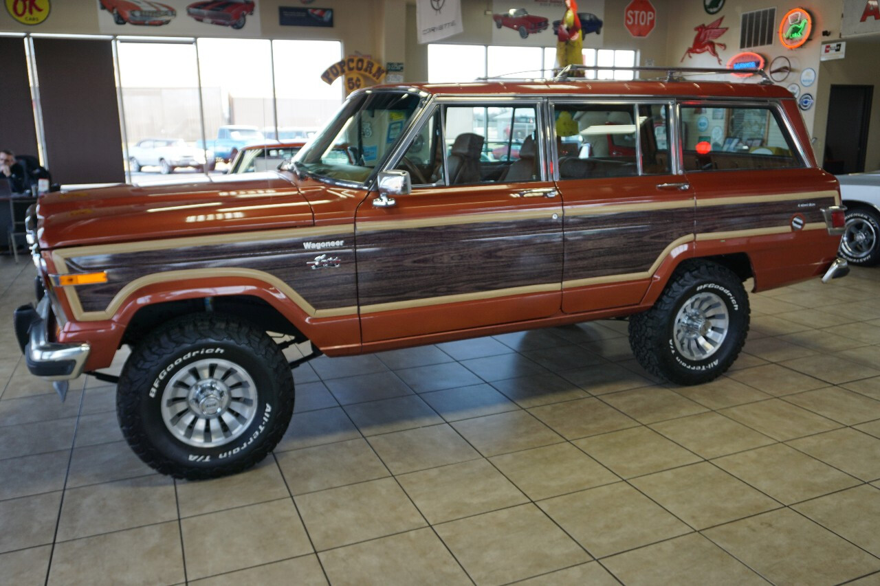 Jeep-Wagoneer-1981-Classic-Car-39