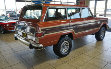 Jeep-Wagoneer-1981-Classic-Car-8
