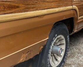 Jeep-Wagoneer-1982-Brown-6