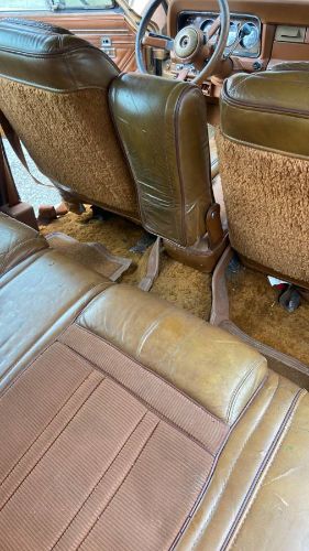 Jeep-Wagoneer-1982-Brown-8