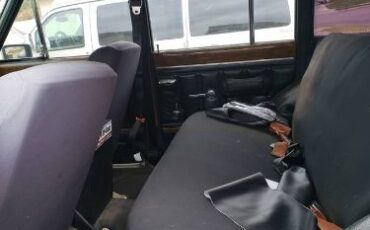 Jeep-Wagoneer-1982-Green-3