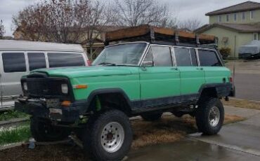 Jeep-Wagoneer-1982-Green