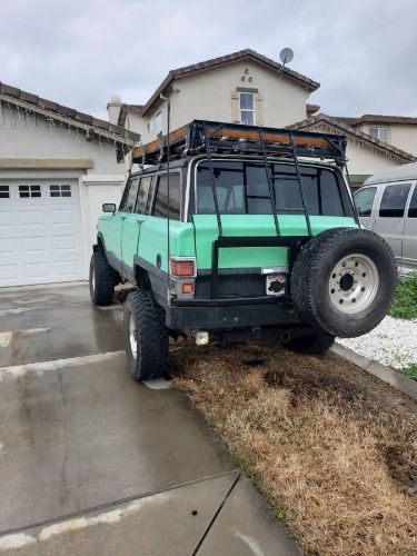 Jeep-Wagoneer-1982-Green-7