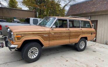 Jeep-Wagoneer-1983