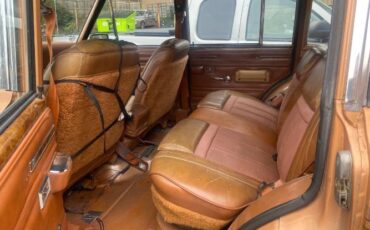 Jeep-Wagoneer-1983-4