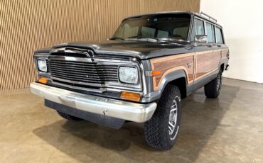 Jeep-Wagoneer-1983-SUV-1