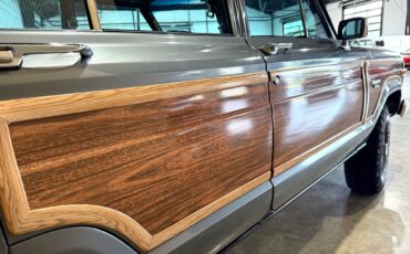 Jeep-Wagoneer-1983-SUV-14