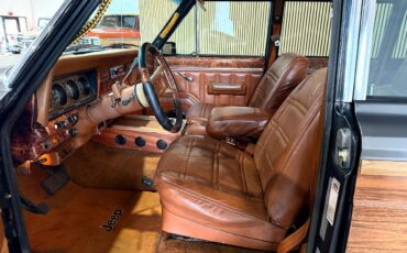 Jeep-Wagoneer-1983-SUV-26