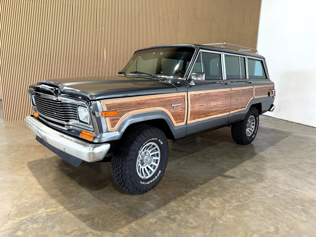 Jeep Wagoneer 1983 SUV