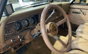 Jeep-Wagoneer-1983-White-Beige-Leather-14