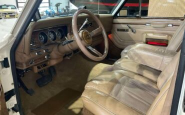 Jeep-Wagoneer-1983-White-Beige-Leather-17