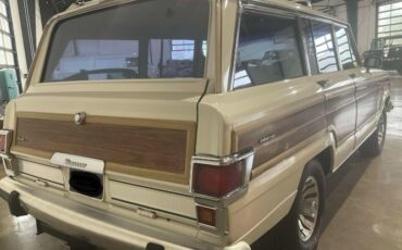 Jeep-Wagoneer-1983-White-Beige-Leather