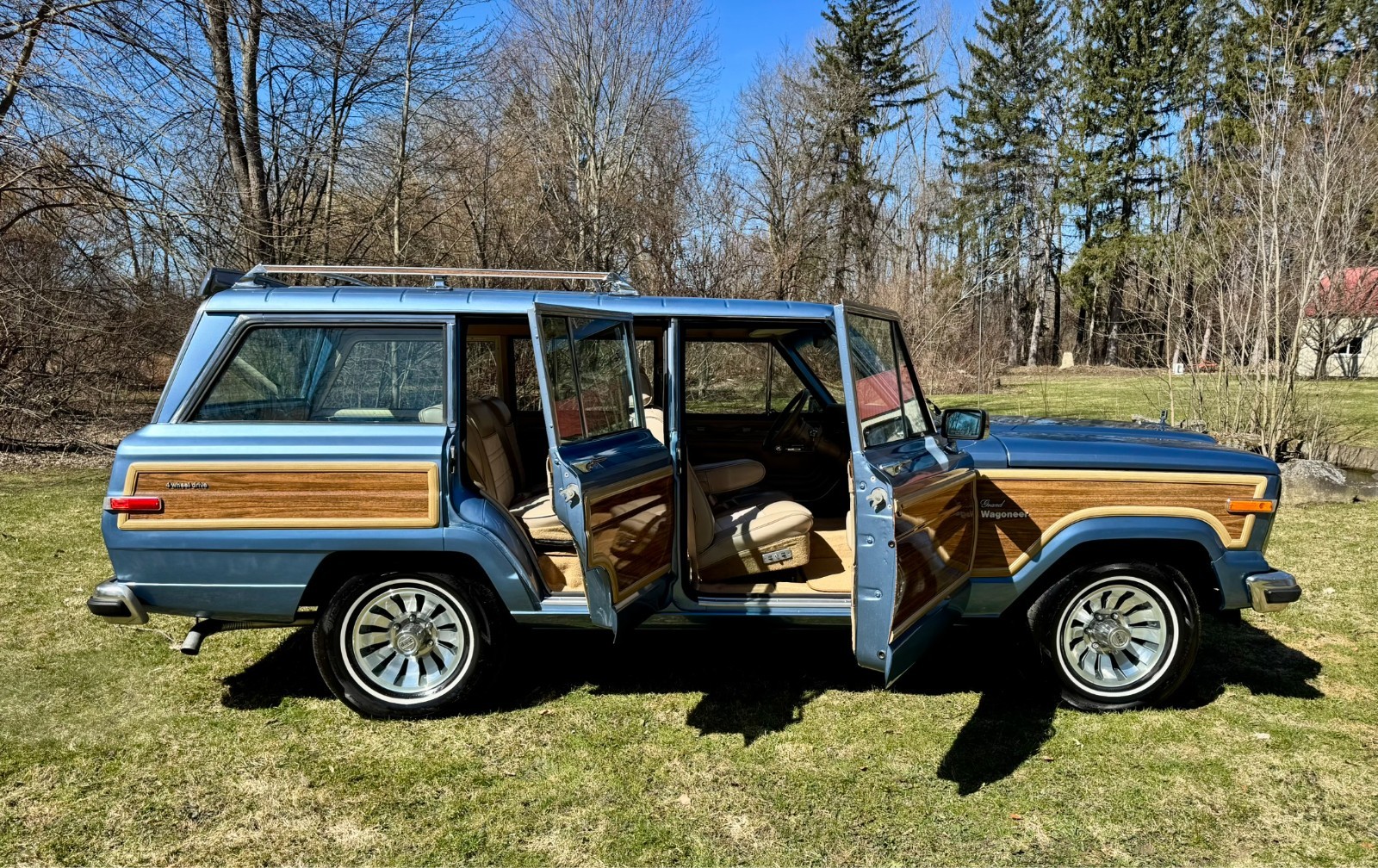 Jeep-Wagoneer-1984-SUV-11