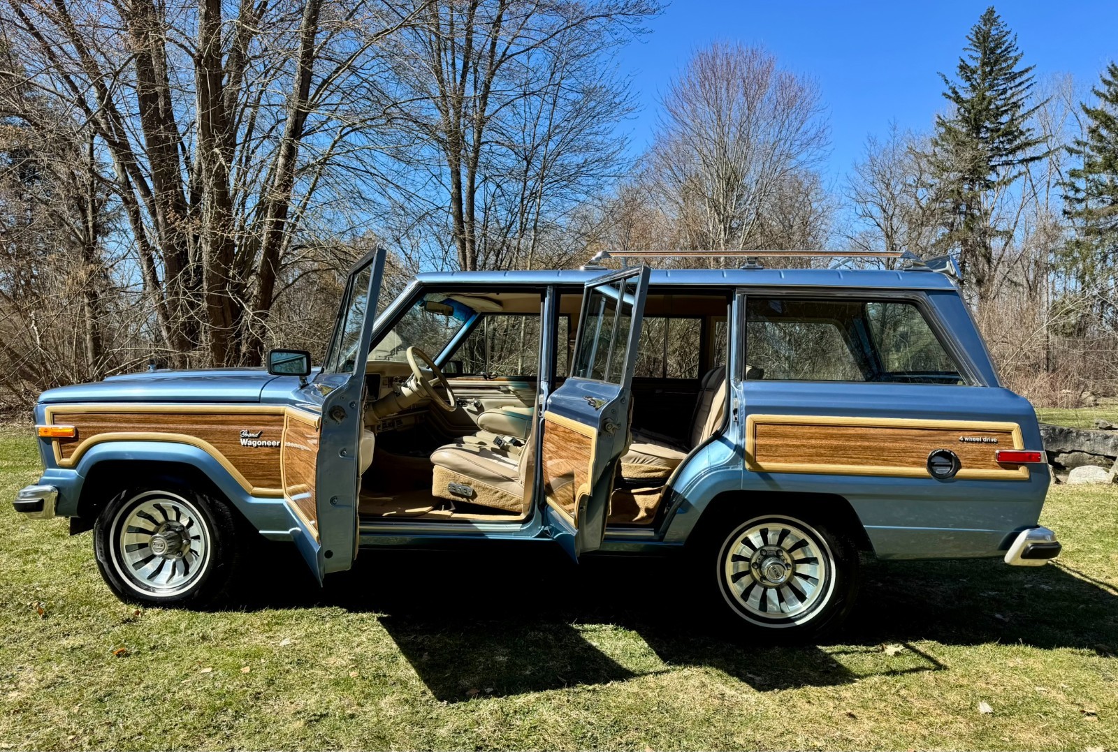 Jeep-Wagoneer-1984-SUV-12