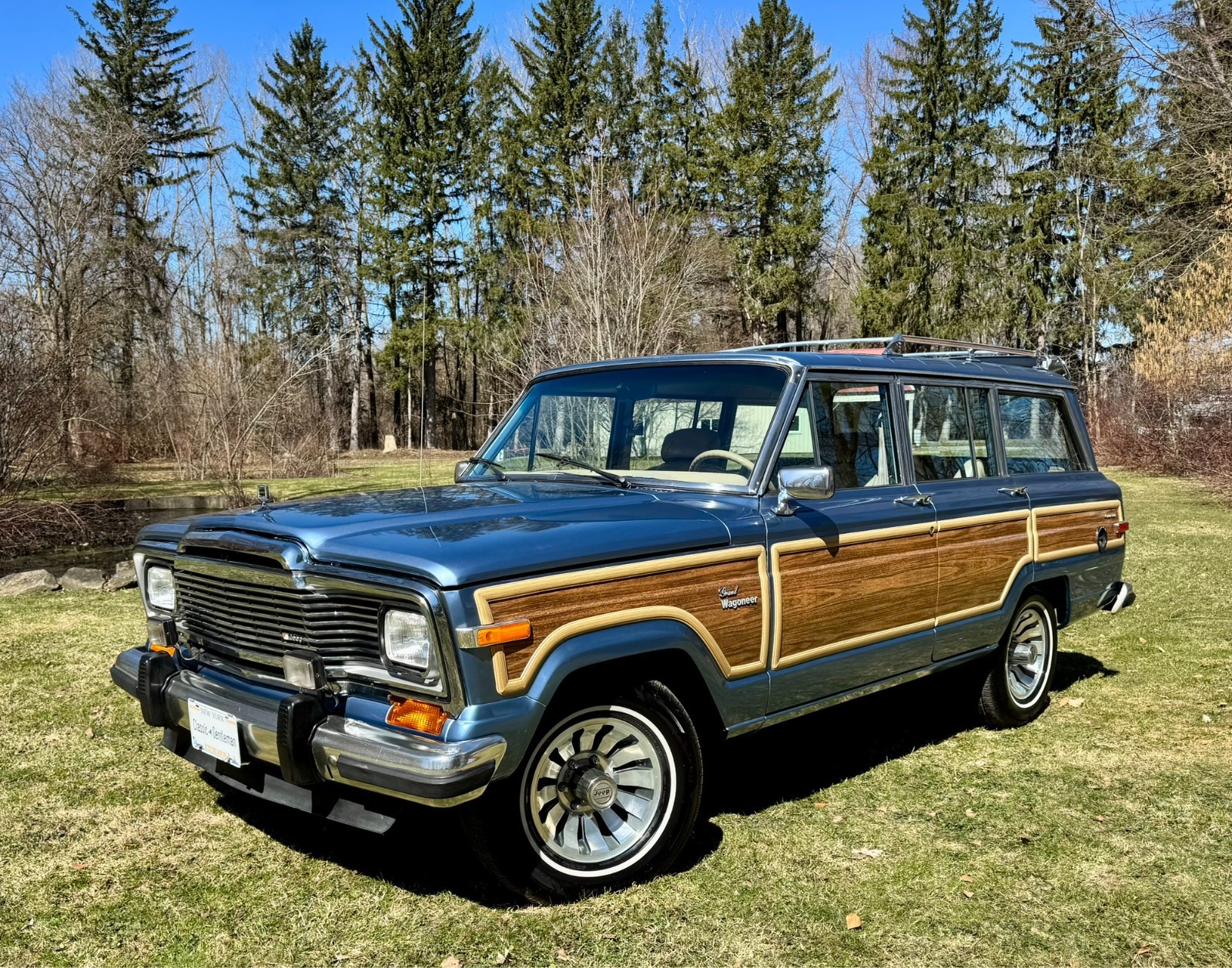 Jeep-Wagoneer-1984-SUV-3
