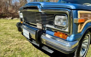 Jeep-Wagoneer-1984-SUV-5