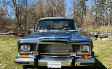 Jeep-Wagoneer-1984-SUV-6