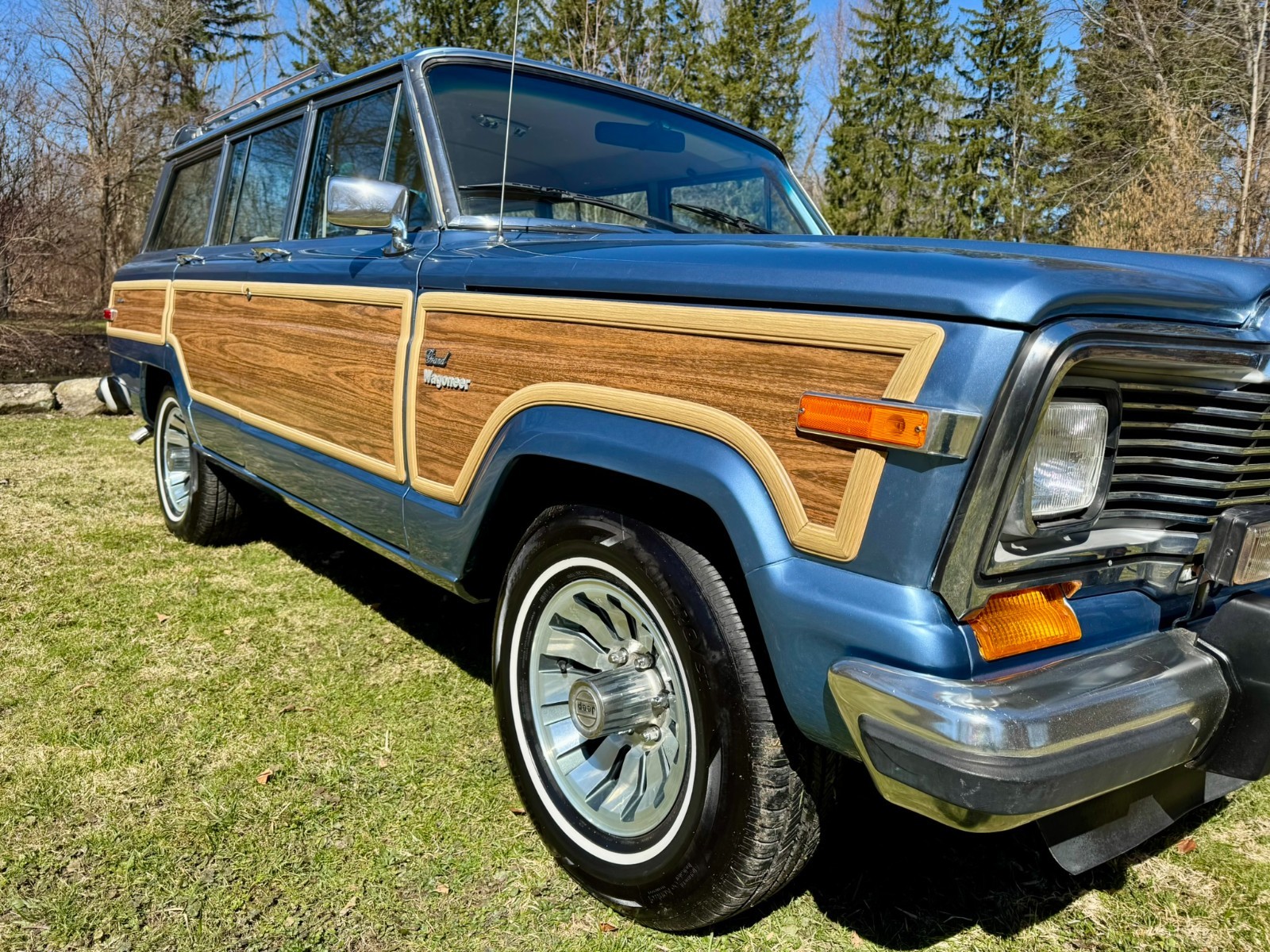 Jeep-Wagoneer-1984-SUV-7