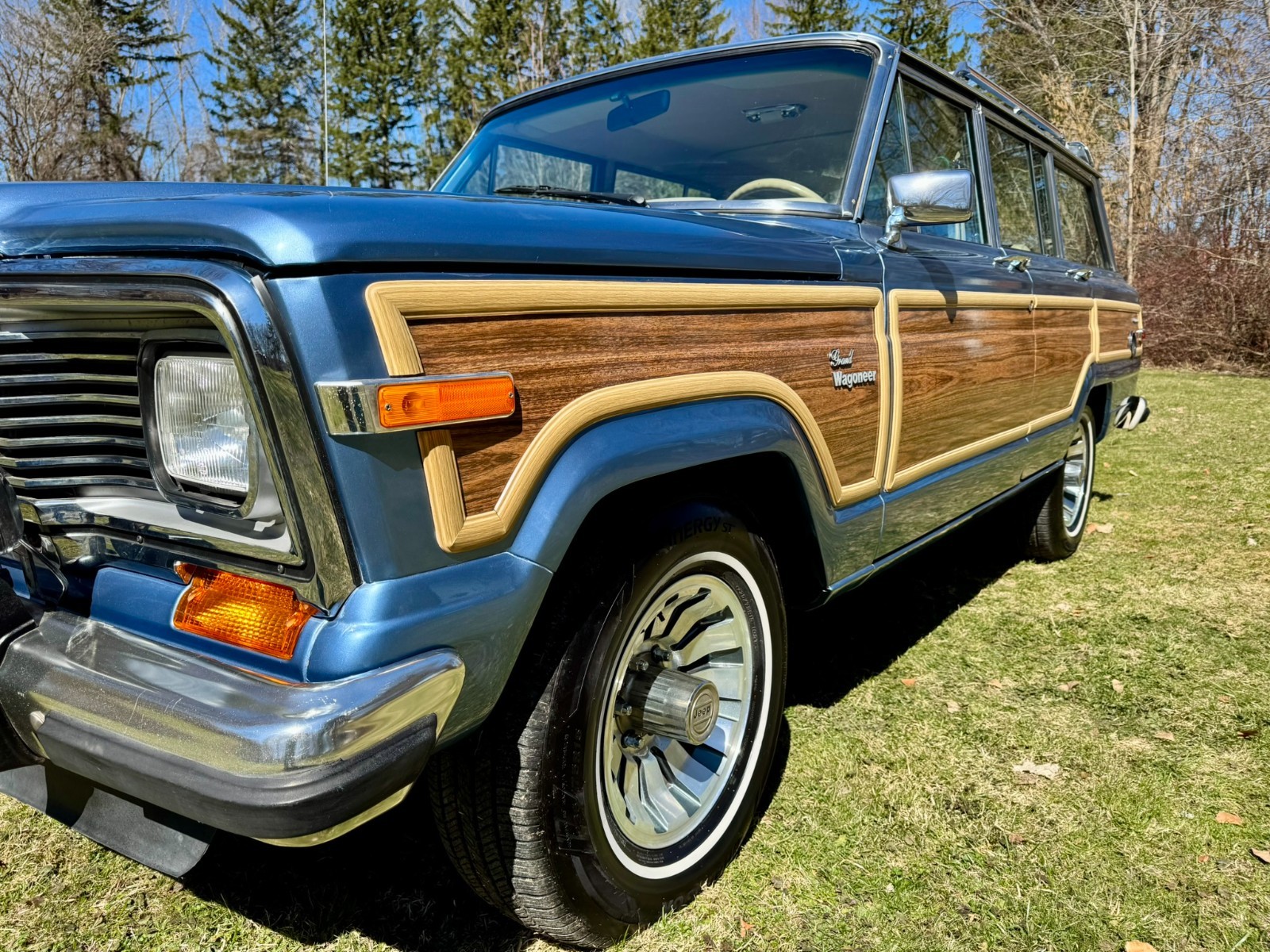 Jeep-Wagoneer-1984-SUV-8