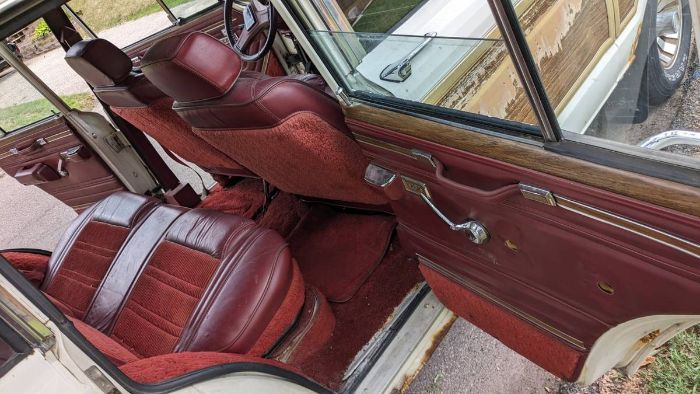Jeep-Wagoneer-1986-11