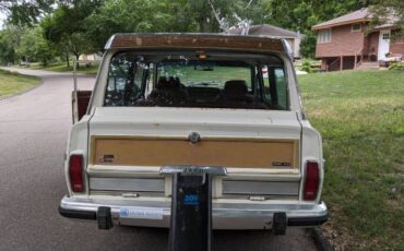 Jeep-Wagoneer-1986-12