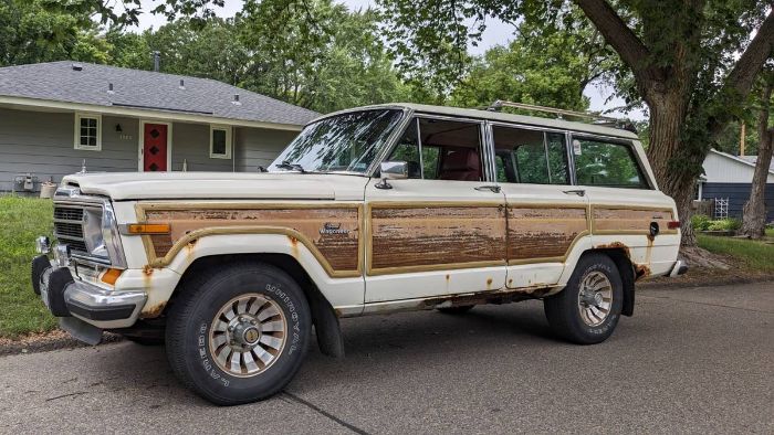 Jeep-Wagoneer-1986-19