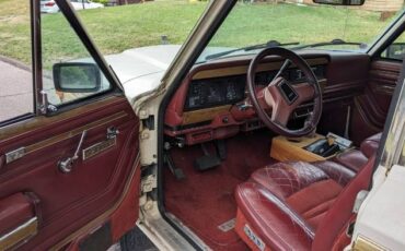 Jeep-Wagoneer-1986-5