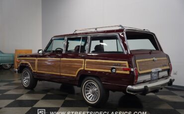 Jeep-Wagoneer-1989-SUV-11