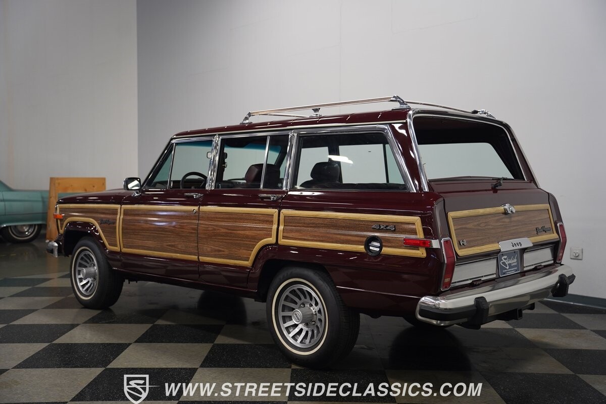 Jeep-Wagoneer-1989-SUV-11