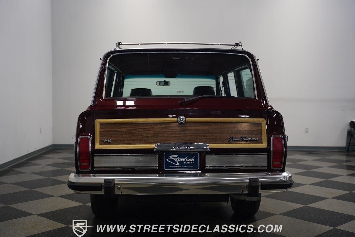 Jeep-Wagoneer-1989-SUV-13