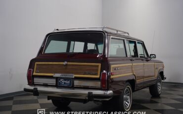 Jeep-Wagoneer-1989-SUV-14