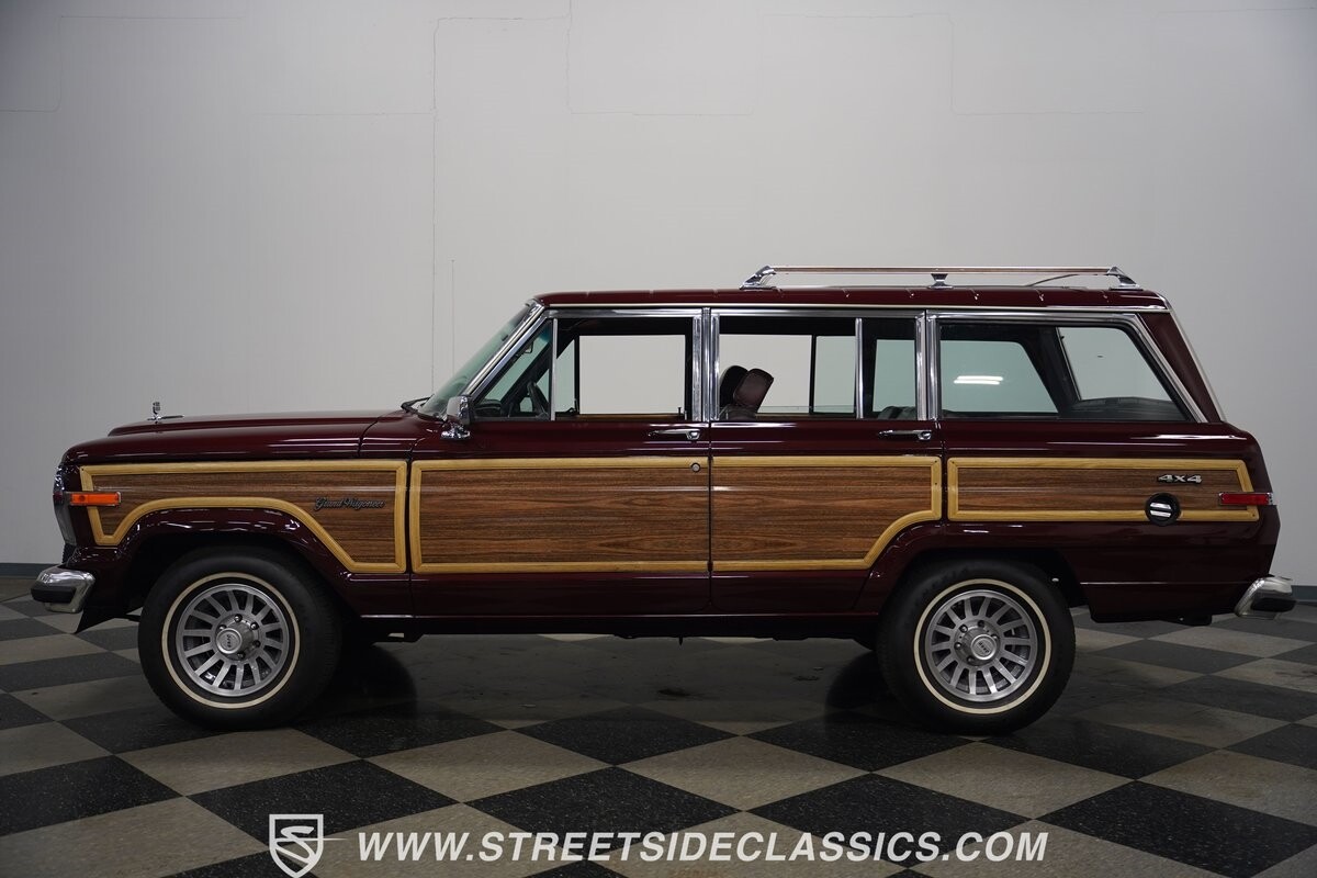 Jeep-Wagoneer-1989-SUV-2