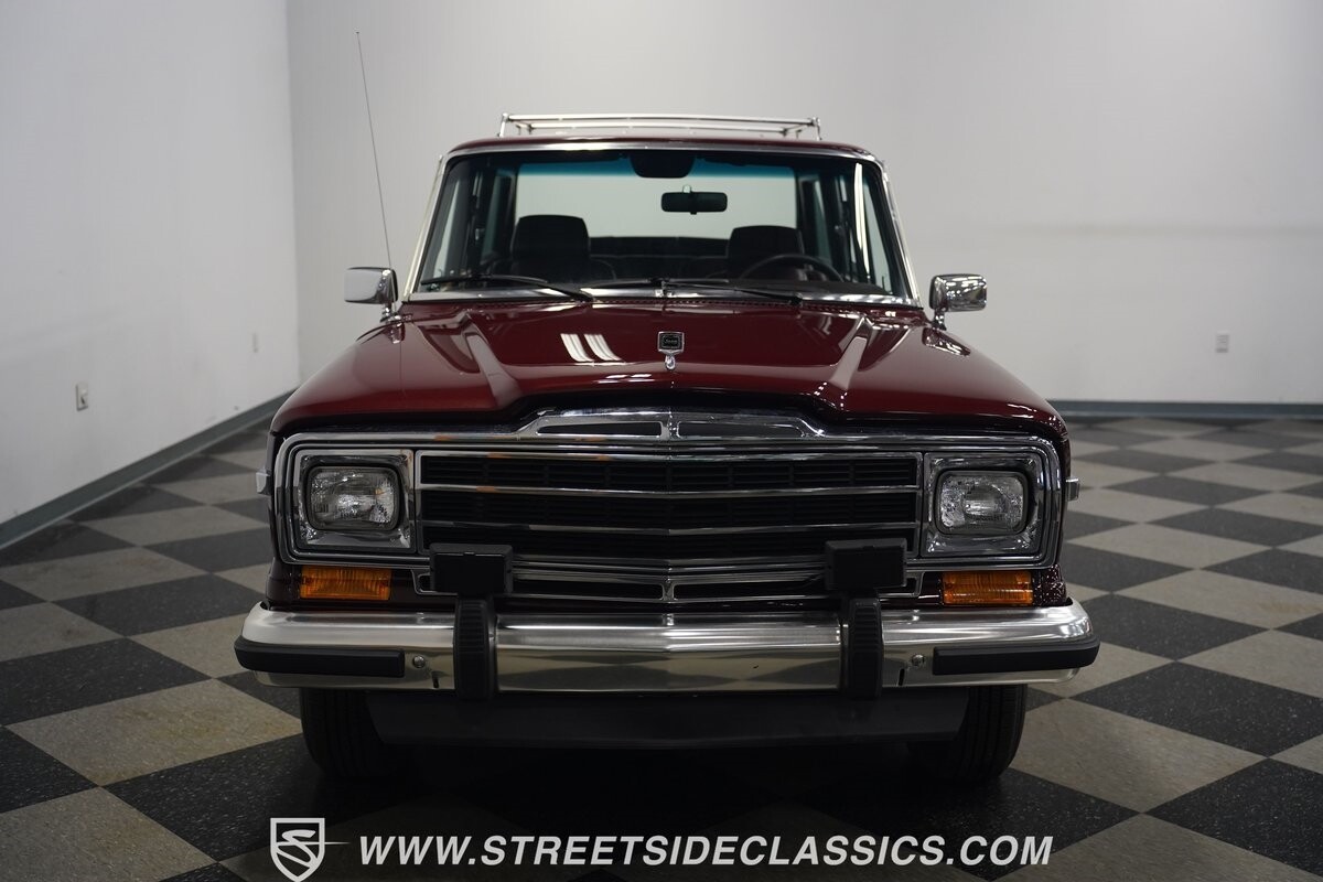 Jeep-Wagoneer-1989-SUV-21