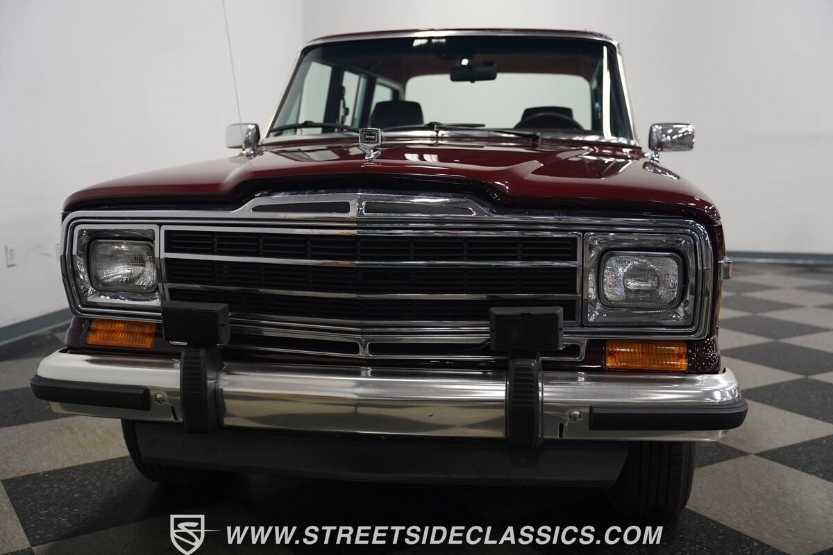 Jeep-Wagoneer-1989-SUV-23