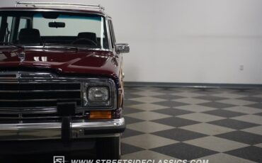 Jeep-Wagoneer-1989-SUV-24