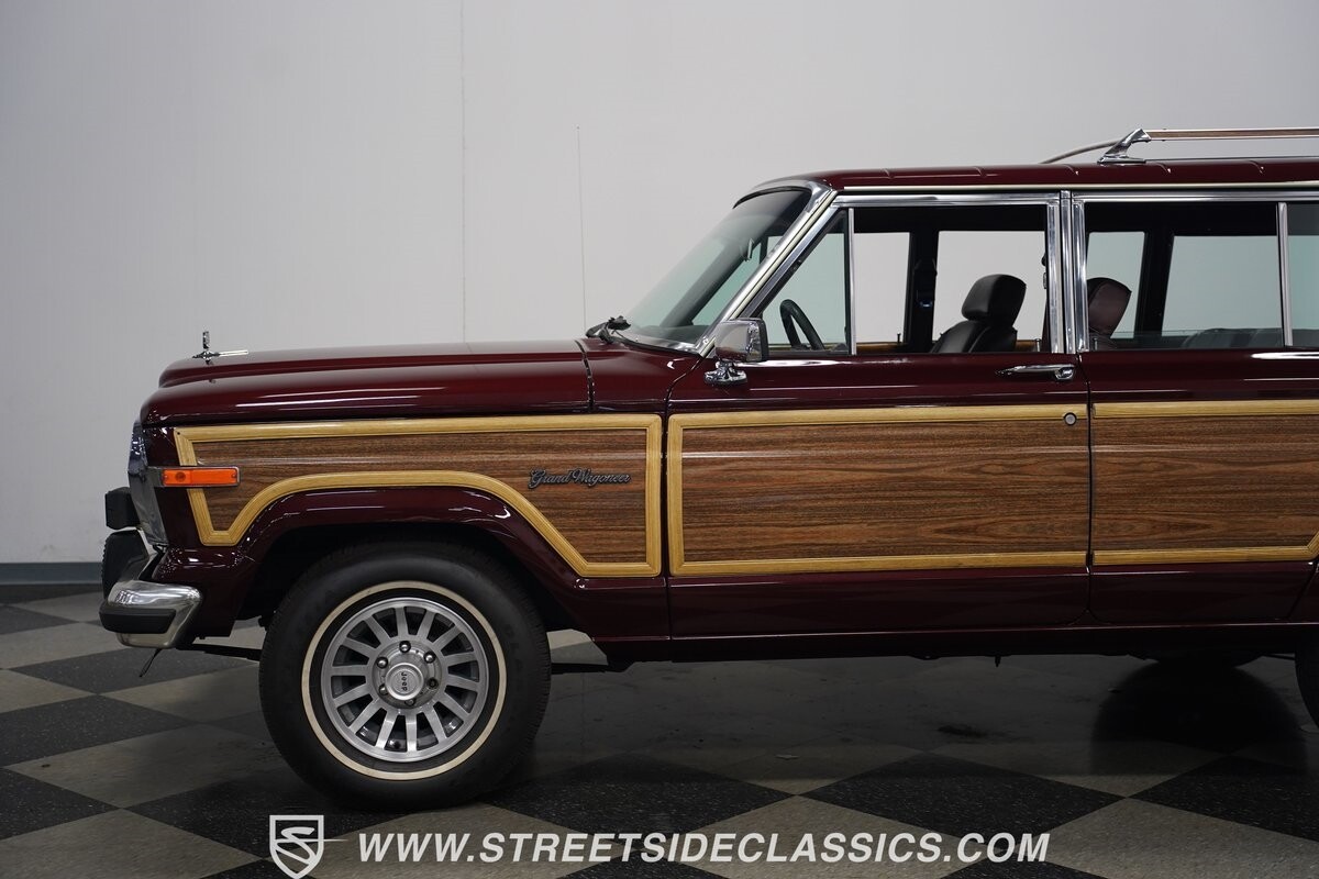 Jeep-Wagoneer-1989-SUV-27