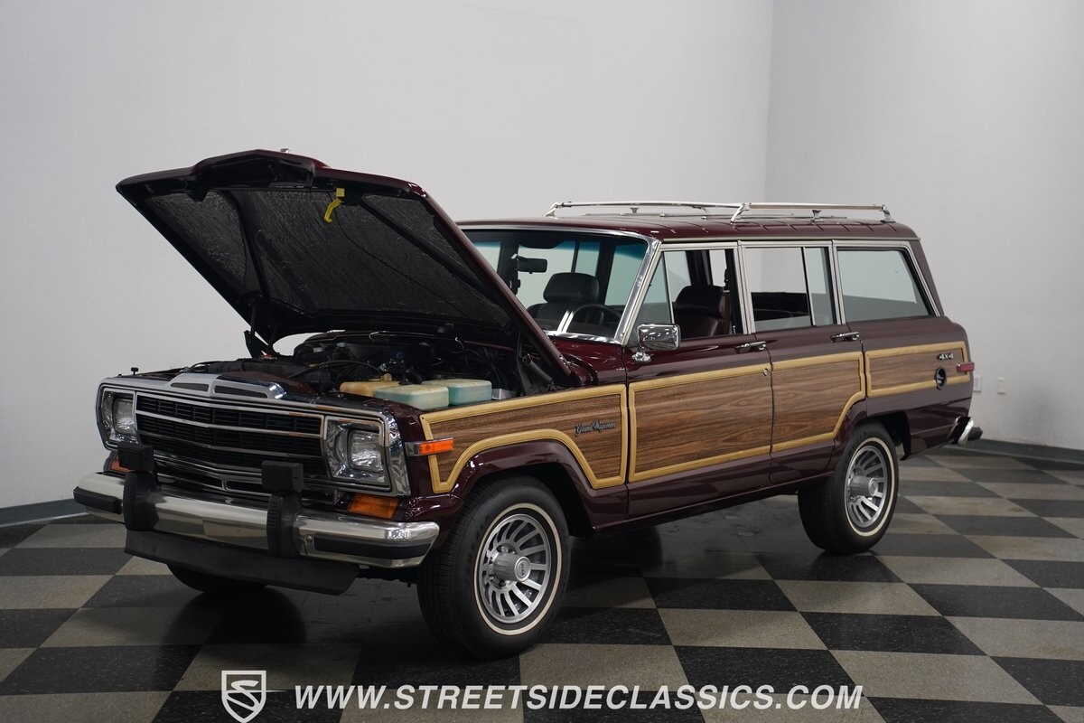 Jeep-Wagoneer-1989-SUV-36