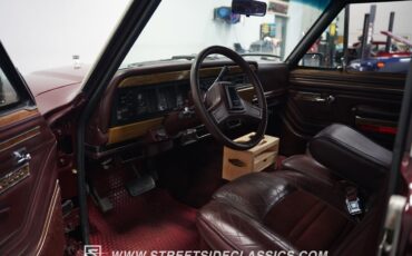 Jeep-Wagoneer-1989-SUV-4