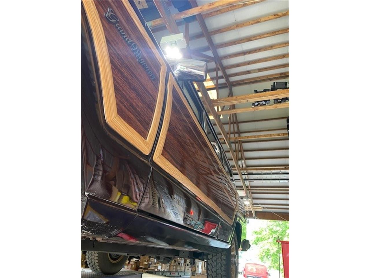 Jeep-Wagoneer-1990-Burgundy-Buckskin-3
