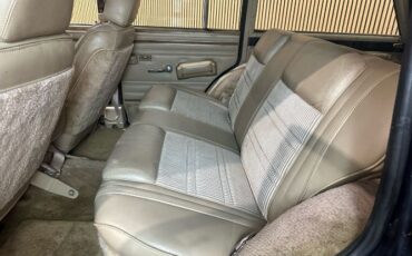 Jeep-Wagoneer-1991-Blue-Tan-Vinyl-16