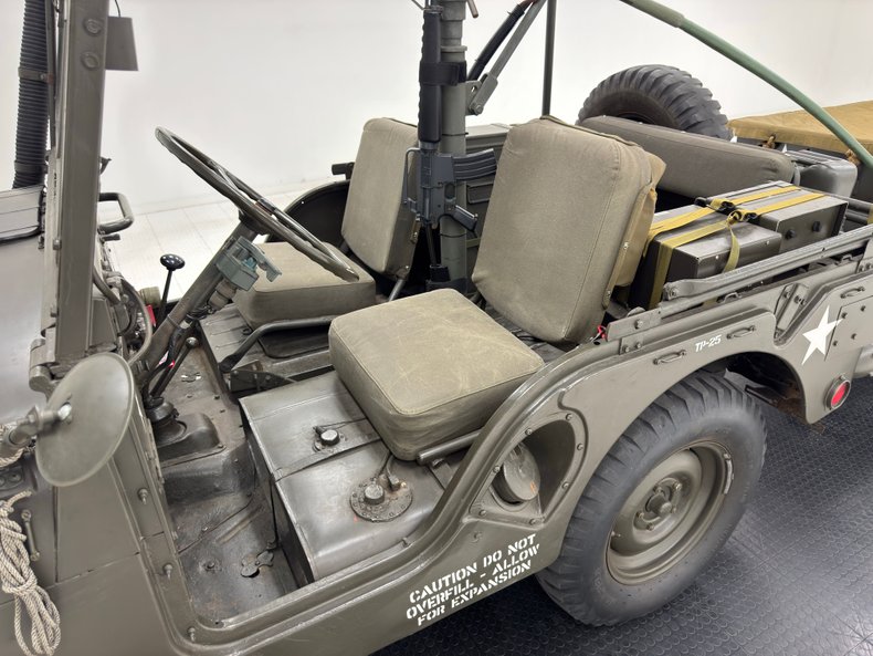 Jeep-Willys-1952-Olive-Drab-Olive-4