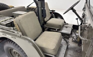Jeep-Willys-1952-Olive-Drab-Olive-7