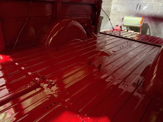 Jeep-Willys-1961-red-3