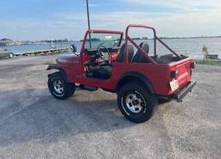 Jeep-Wrangler-1976-Red