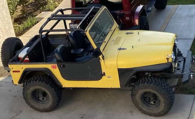 Jeep-Wrangler-1979-Yellow-2